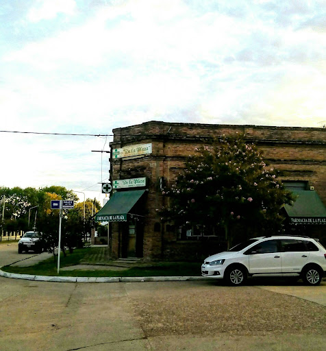 Farmacia De La Plaza