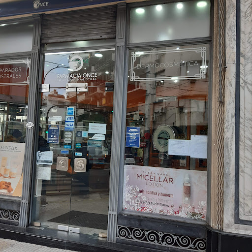 Farmacia Once