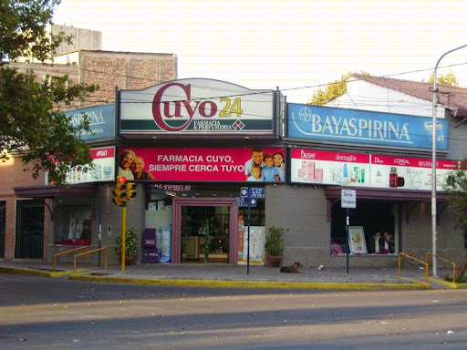 Farmacia Cuyo 24